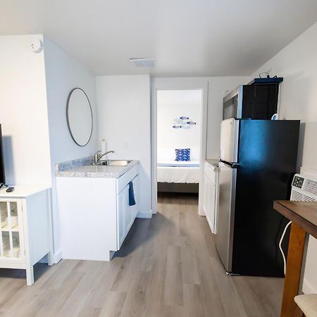 Anchor Bay Inn And Suites Sandusky Esterno foto