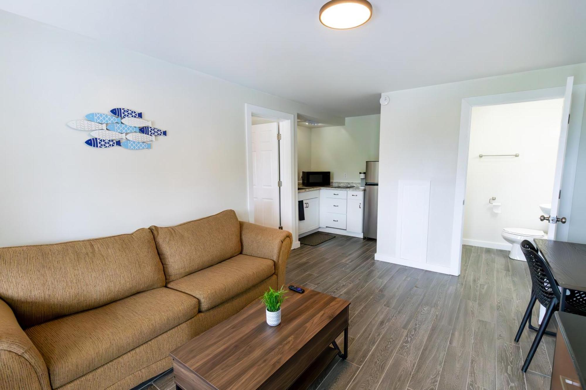 Anchor Bay Inn And Suites Sandusky Esterno foto